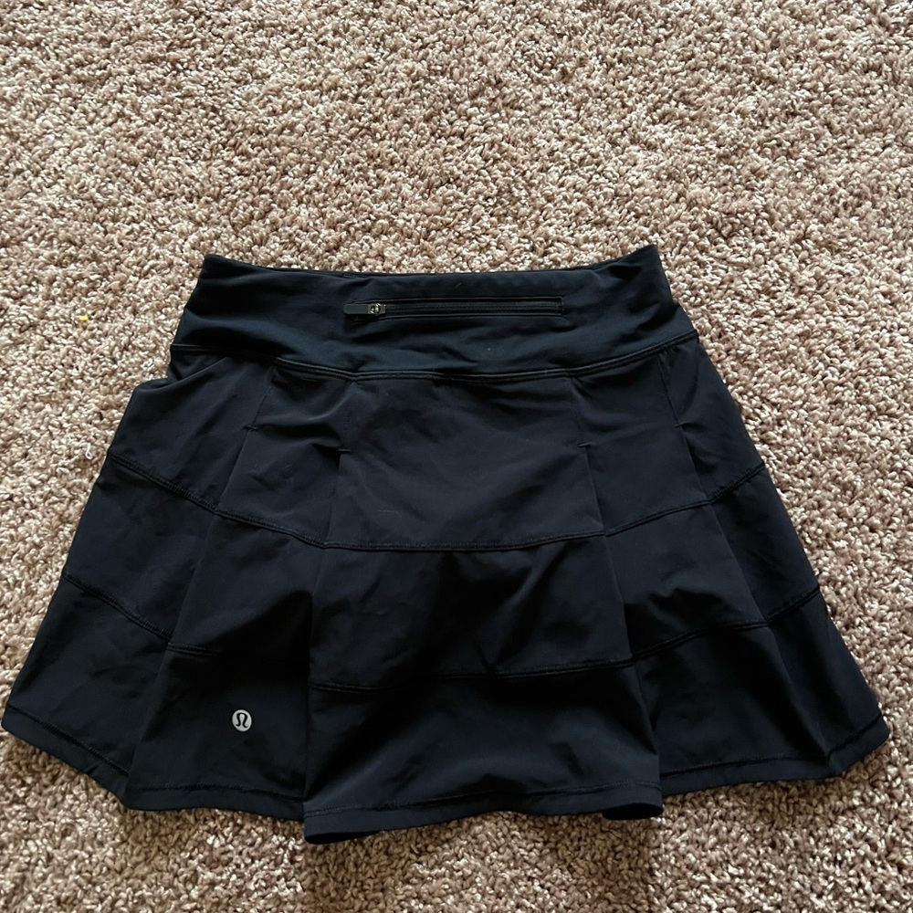 LuLuLemon Skirt (long)